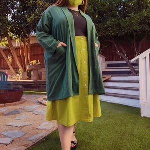 ISO‼️ Tuesday Bassen Market Duster